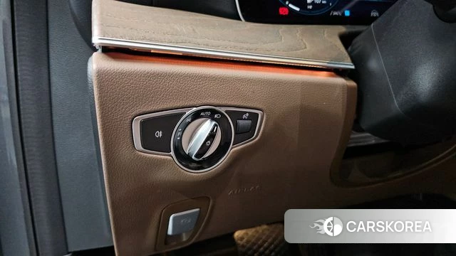 Mercedes-Benz E-Class W213 id 4613733 из Кореи 9