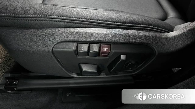 BMW X1 (F48) id 3899684 из Кореи 9