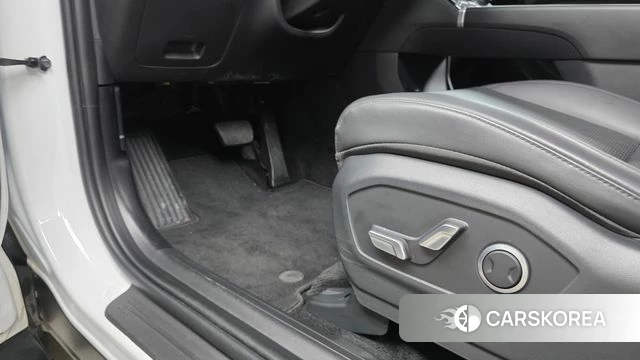 Hyundai Santa Fe (MX5) id 3909661 из Кореи 9