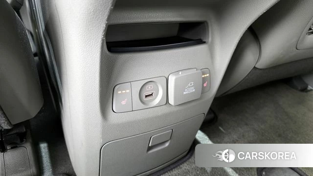 Kia All New Carnival id 3867477 из Кореи 9