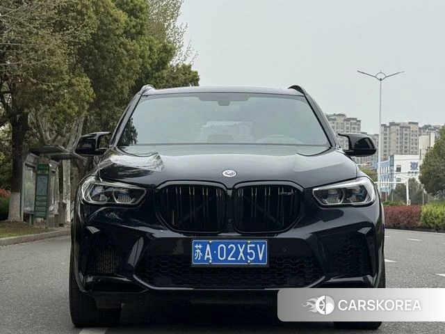 BMW X5 M id 4348727 из Китая 9