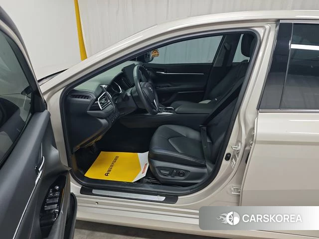 Toyota Camry id 3927087 из Китая 9