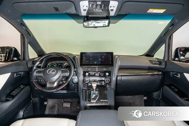 Lexus LM id 4254507 из Китая 9
