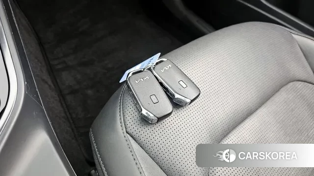 Kia Di Ol Nu Niro id 3787527 из Кореи 9