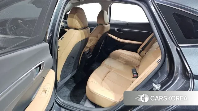 Hyundai Sonata (DN8) id 3274944 из Кореи 9