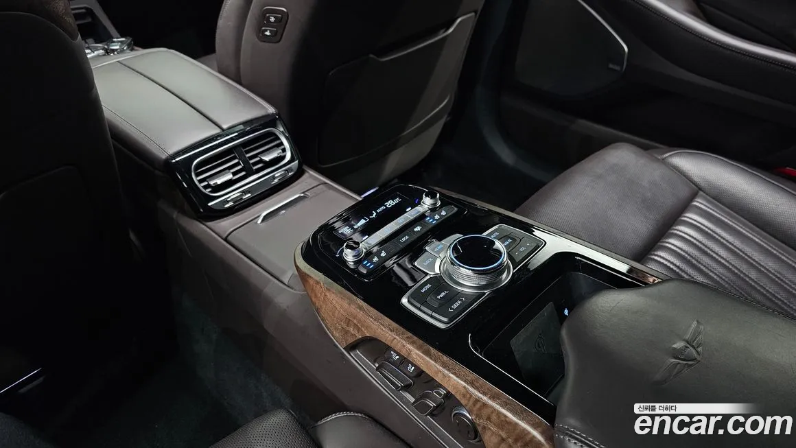 Genesis G90 id 1181672 из Кореи 9