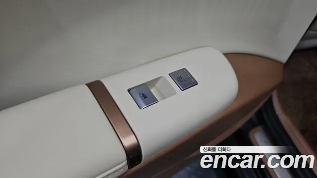 Hyundai Grandeur Hybrid (GN7) id 2581382 из Кореи 9