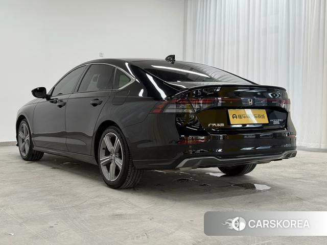 Honda Accord id 4511005 из Китая 9