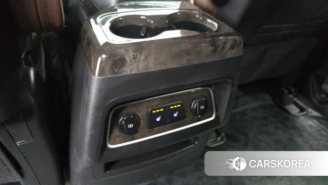 Hyundai The New Grand Starex id 3955227 из Кореи 9