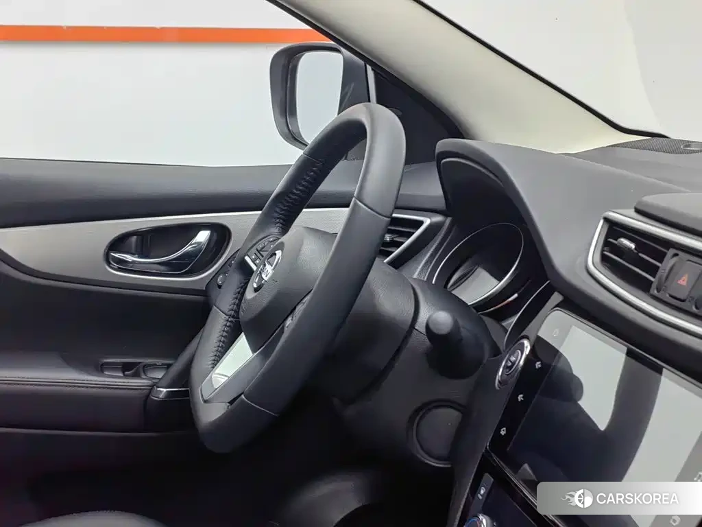 Nissan Qashqai id 4653783 из Китая 9