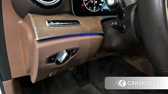 Mercedes-Benz E-Class W213 id 4339320 из Кореи 9