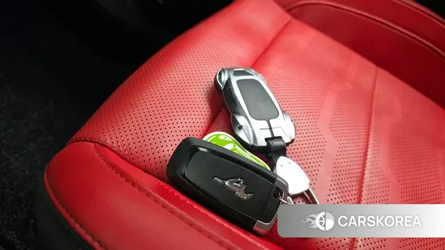 Ford Mustang id 3032139 из Кореи 9