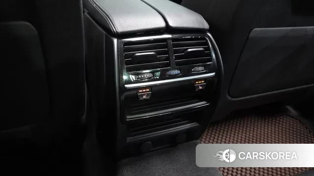 BMW 5 Series (G30) id 3459738 из Кореи 9