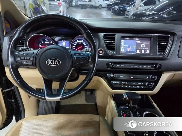 Kia The New Carnival id 4652104 из Кореи 9