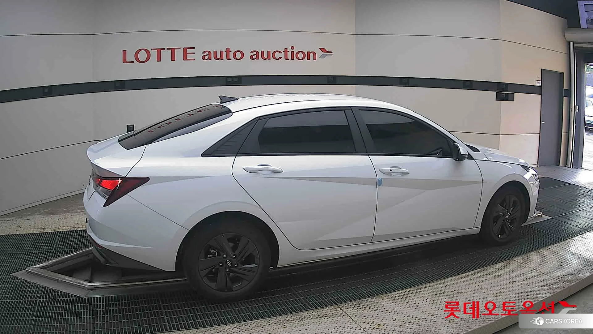 Hyundai Avante Hybrid id 4909258 из Кореи 9