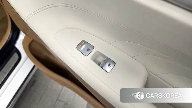 Hyundai The New Grandeur IG Hybrid id 3691746 из Кореи 9