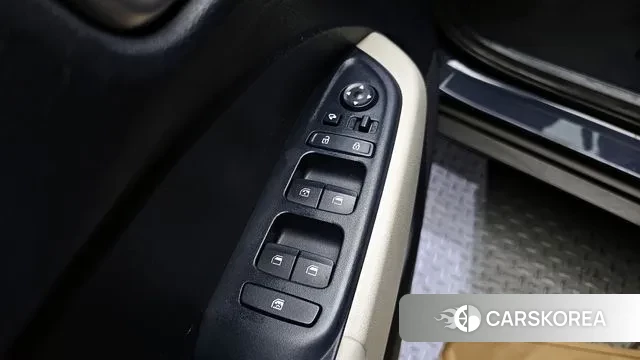 Hyundai Venue id 3144635 из Кореи 9