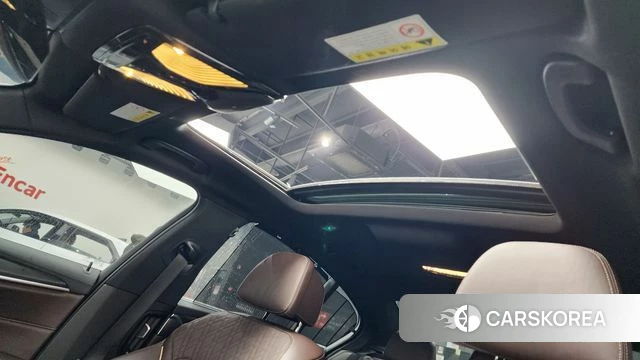 BMW 5 Series (G30) id 3807979 из Кореи 9