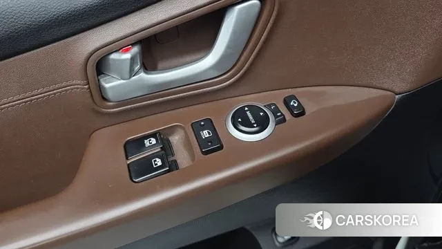 Hyundai The New Grand Starex id 3509777 из Кореи 9