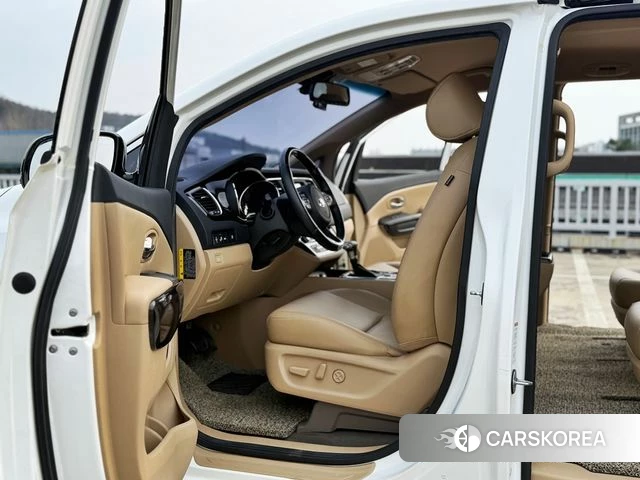 Kia The New Carnival id 3834907 из Кореи 9