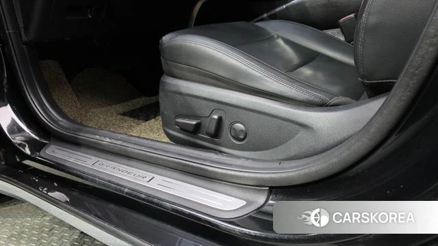 Hyundai The New Grandeur IG id 4187948 из Кореи 9