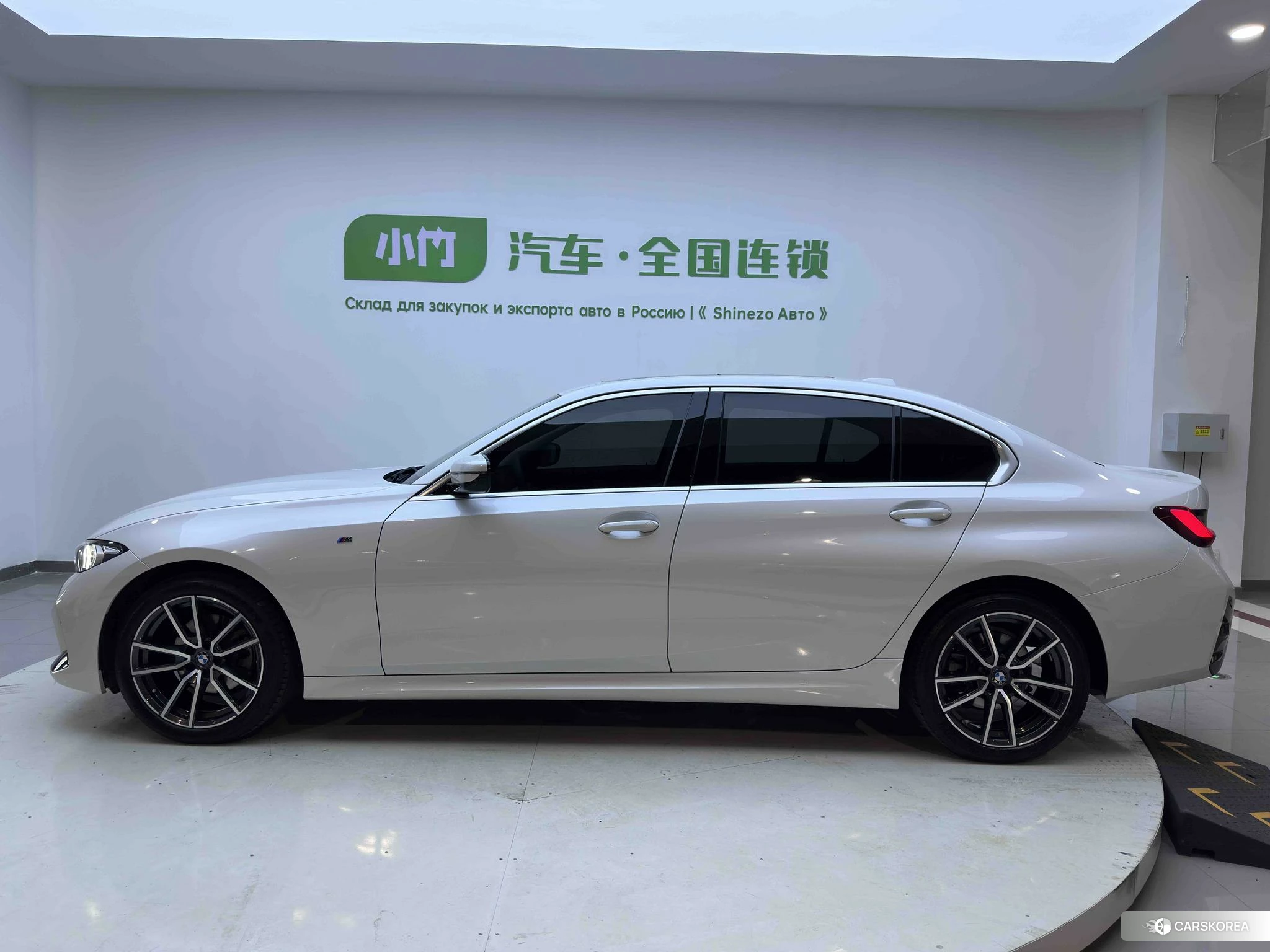 BMW 3 series id 4455182 из Китая 9