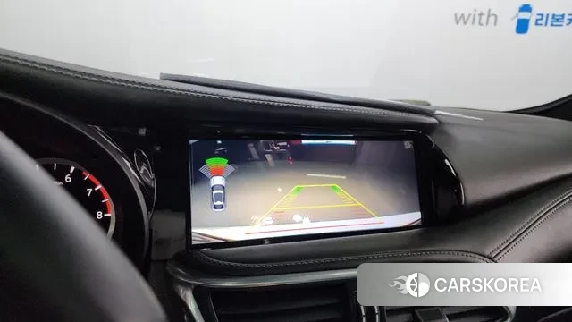 Infiniti Q30 id 3254041 из Кореи 9