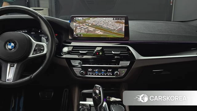 BMW 5 Series (G30) id 3870966 из Кореи 9