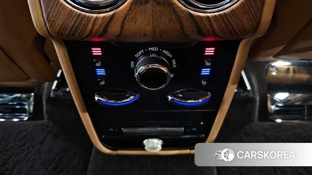 Rolls-Royce Cullinan id 3045164 из Кореи 9