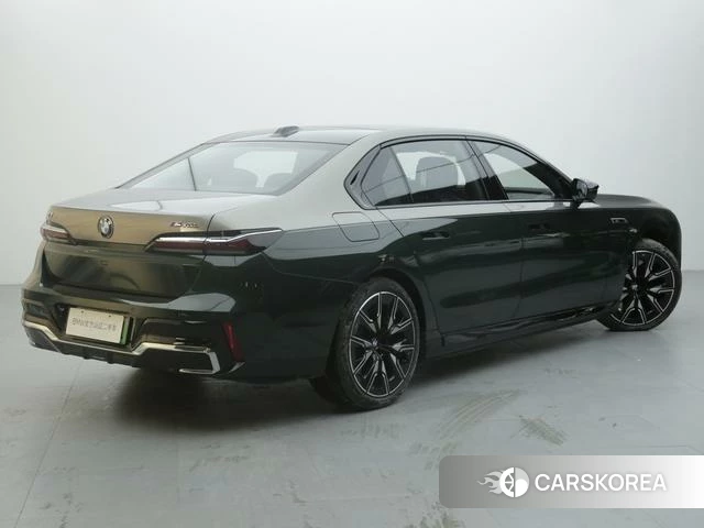 BMW i7 id 4258076 из Китая 9