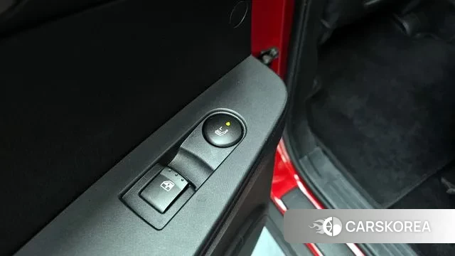 Ssangyong The New Korando Sports id 3593585 из Кореи 9