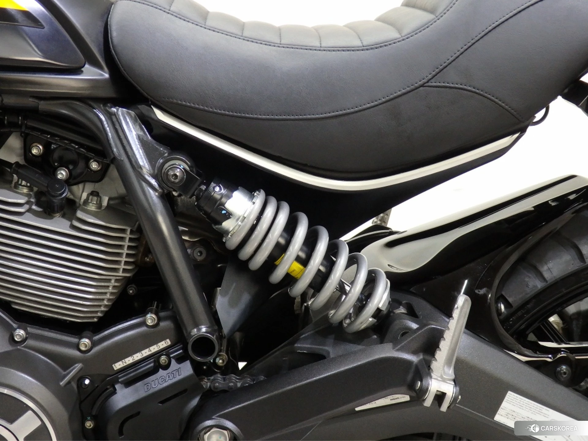 Проданный Ducati SCRAMBLER FULL THROTTLE id 4374396 из Японии, фото 9