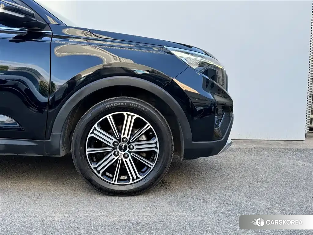 Kia Sportage id 4512927 из Китая 9