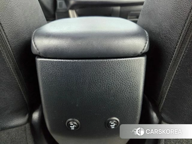 Toyota RAV4 id 4430521 из Кореи 9