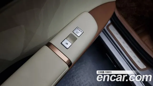 Hyundai Grandeur Hybrid (GN7) id 2700729 из Кореи 9