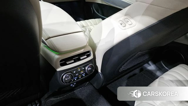 Genesis GV70 id 3898313 из Кореи 9