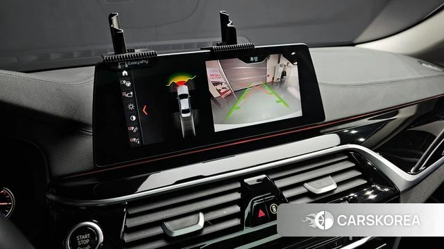 BMW 5 Series (G30) id 3911769 из Кореи 9