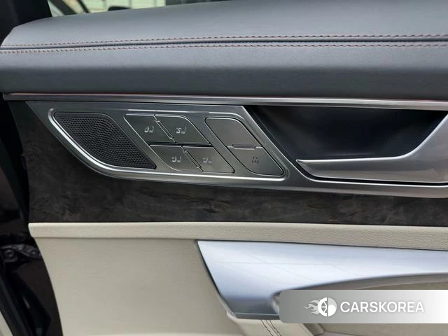 Audi A6L id 4321280 из Китая 9