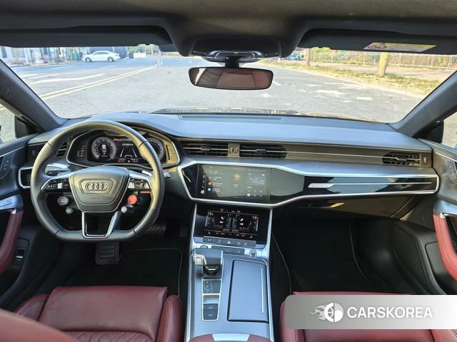 Audi A7L id 4261263 из Китая 9