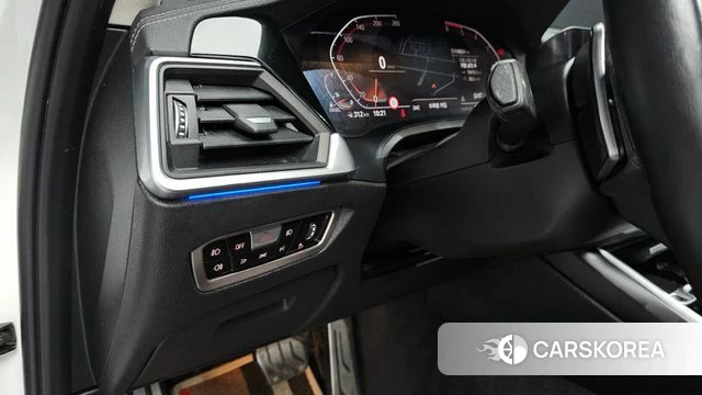 BMW 3 Series (G20) id 3911417 из Кореи 9