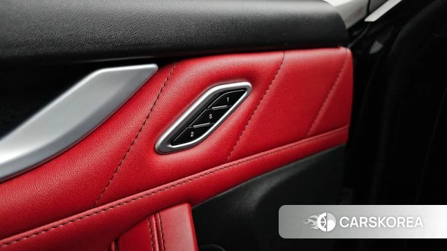 Maserati Levante id 3892262 из Кореи 9