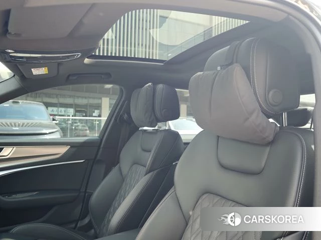 Audi A6L id 4265934 из Китая 9