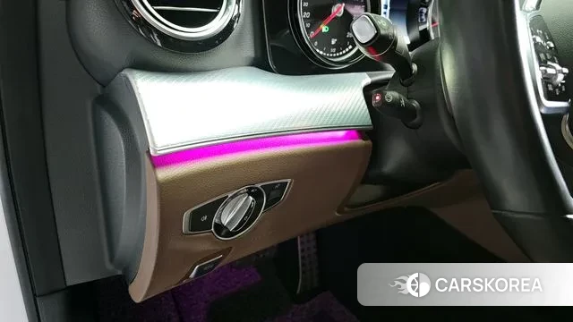 Mercedes-Benz E-Class W213 id 3535815 из Кореи 9