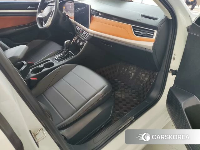 Volkswagen Bora id 4271158 из Китая 9