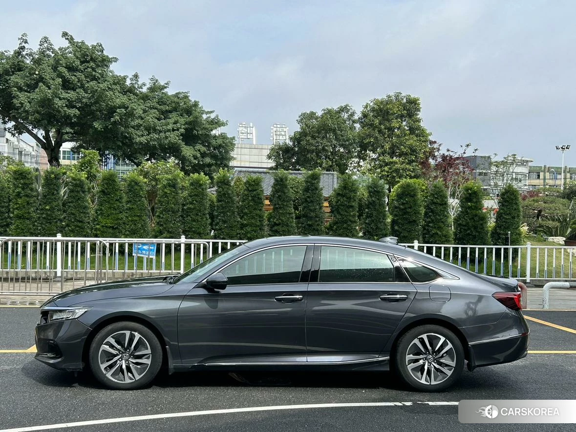 Honda Accord id 4454760 из Китая 9