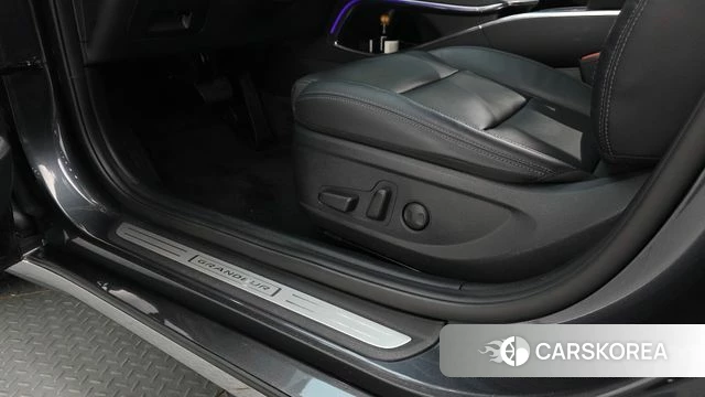 Hyundai The New Grandeur IG id 4323047 из Кореи 9