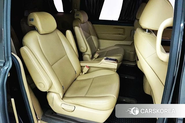 Kia All New Carnival id 4620638 из Кореи 9