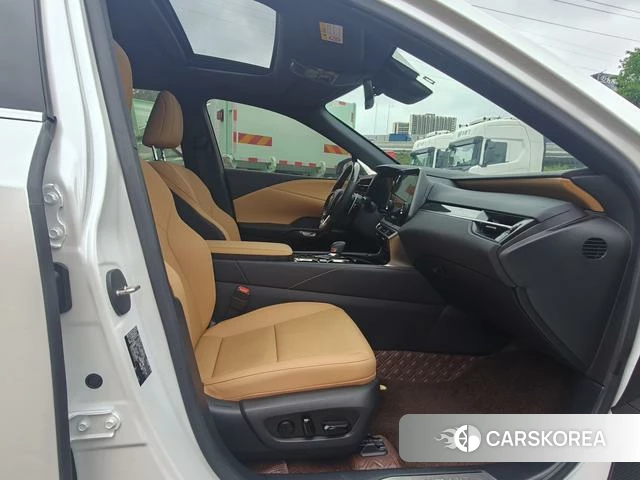 Lexus RX id 4300470 из Китая 9