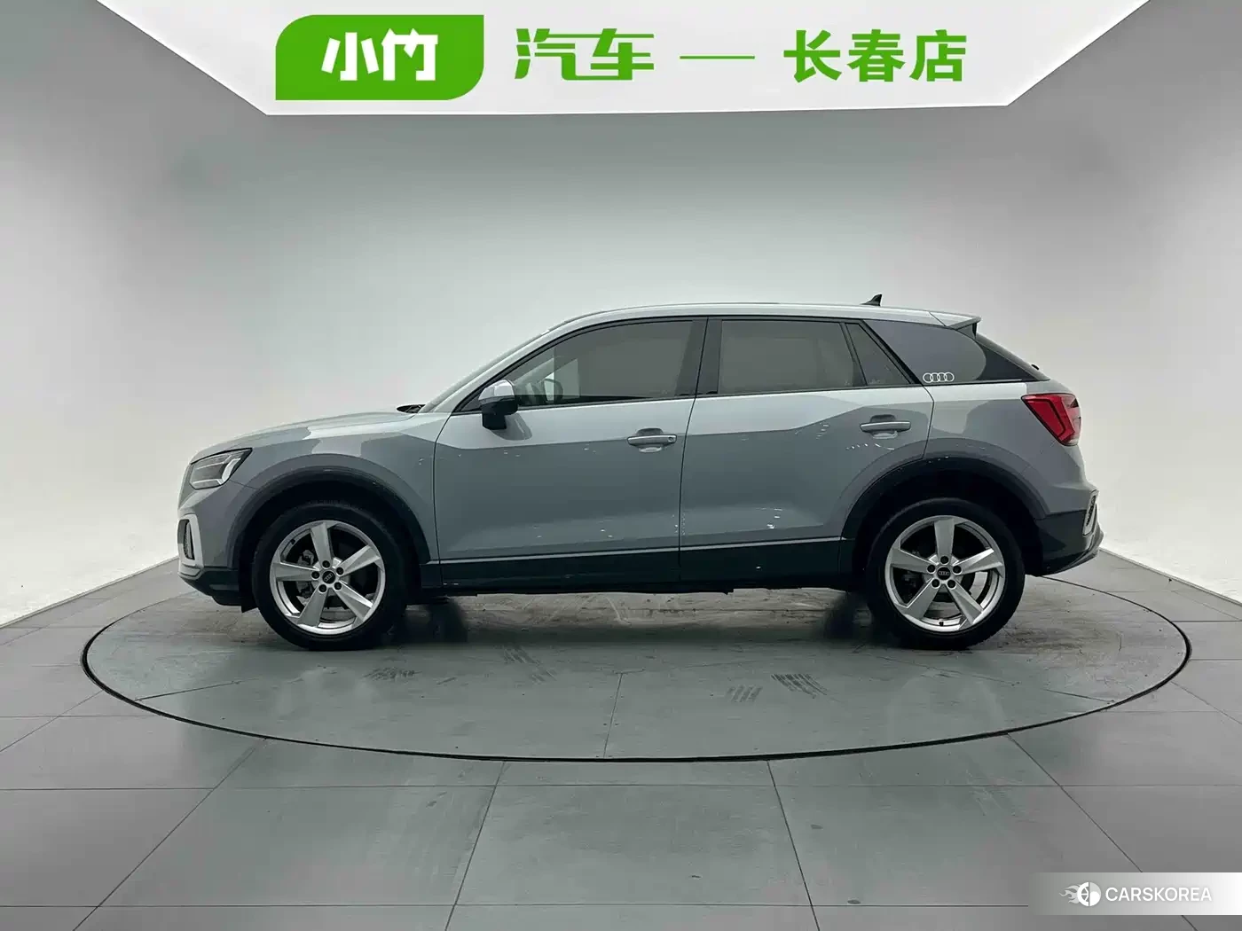 Audi Q2L id 4659823 из Китая 9
