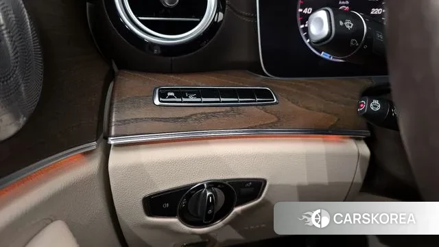 Mercedes-Benz E-Class W213 id 3449385 из Кореи 9